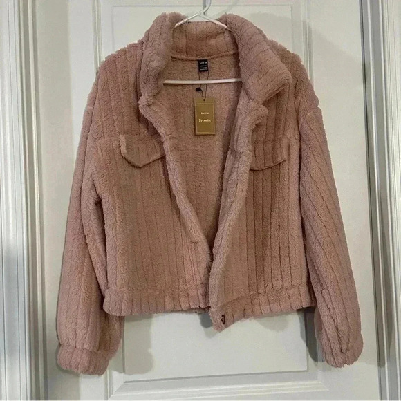 NWT! Large SHEIN Polyester Fur like Teddy Coat - Picture 3 of 11